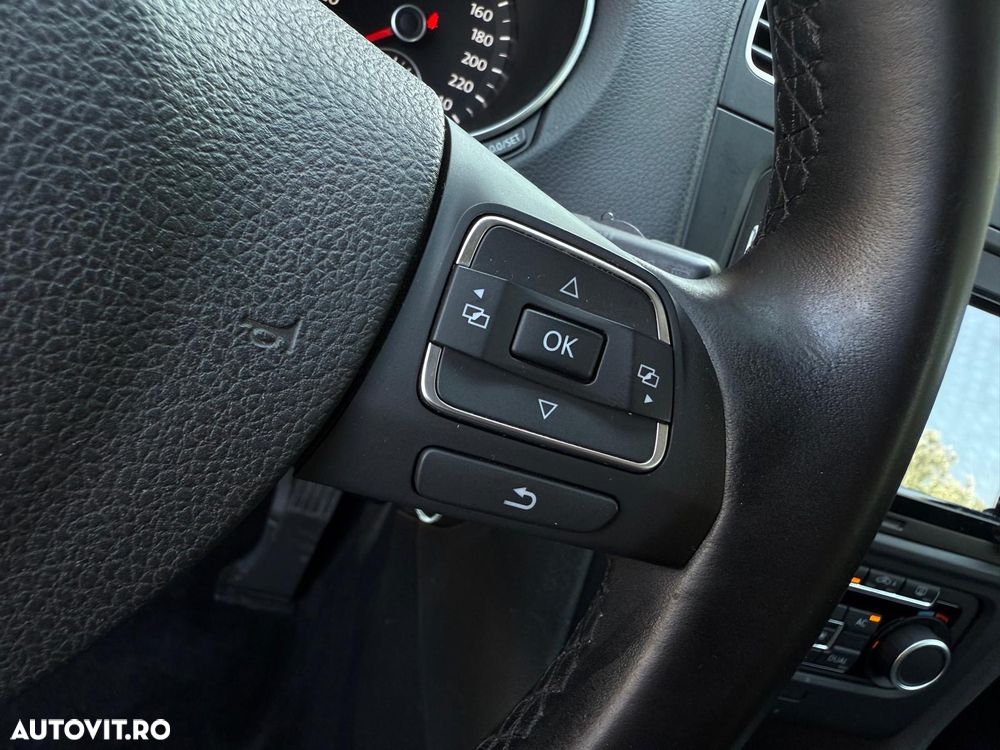 Volkswagen Golf - 19
