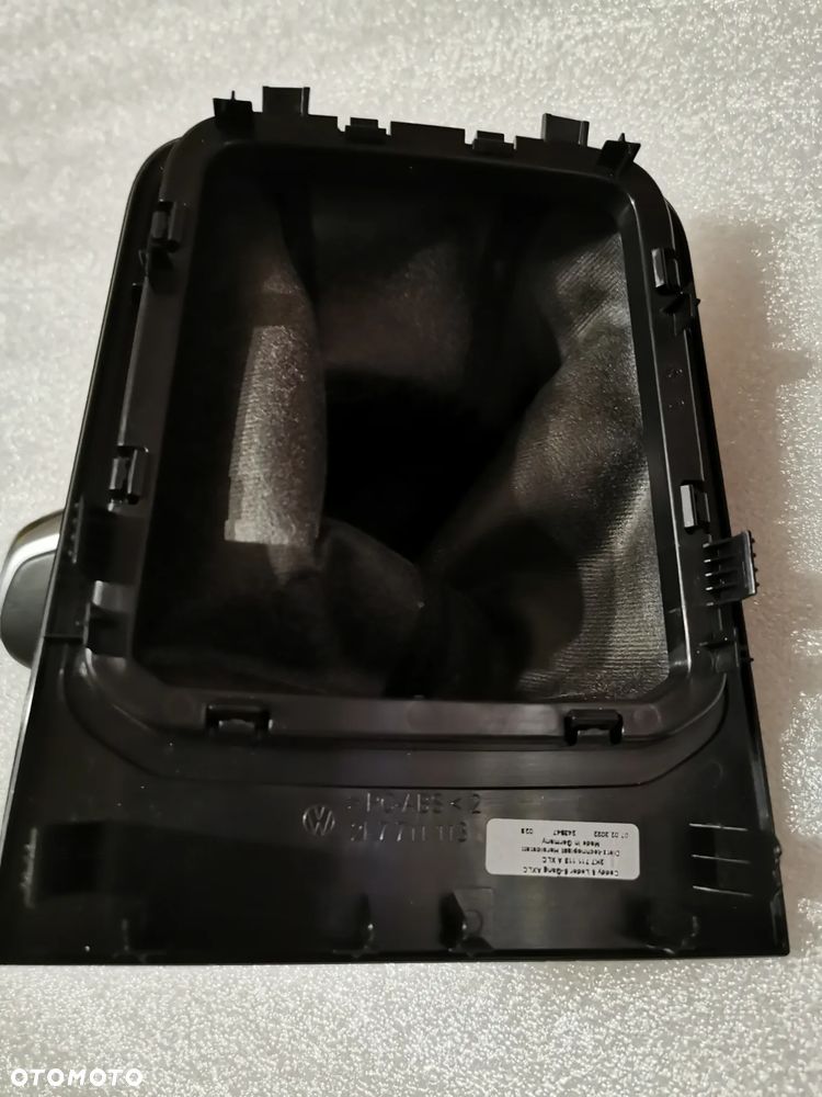 VW Caddy V 2K7 Gałka zmiany biegów mieszek ramka - 7