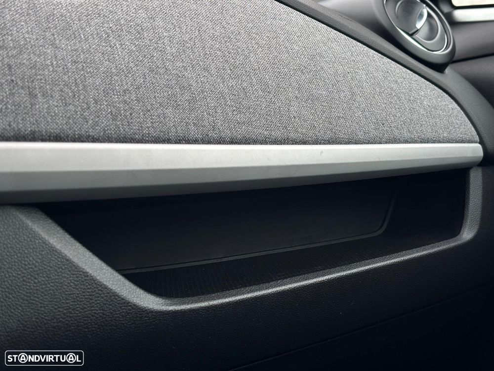 Renault Zoe (c/ Bateria) Z.E. 50 EXPERIENCE - 28