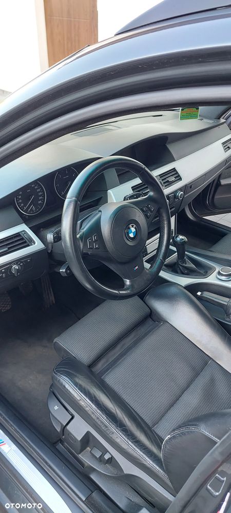 BMW Seria 5 525d Edition Sport - 6