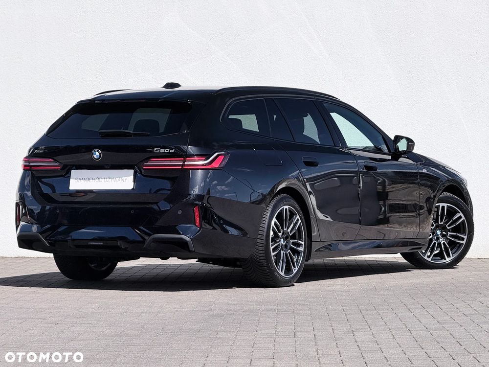 BMW Seria 5 520d xDrive - 3
