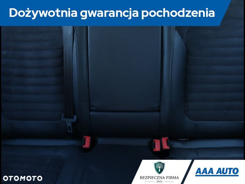 Volkswagen Passat Variant - 11