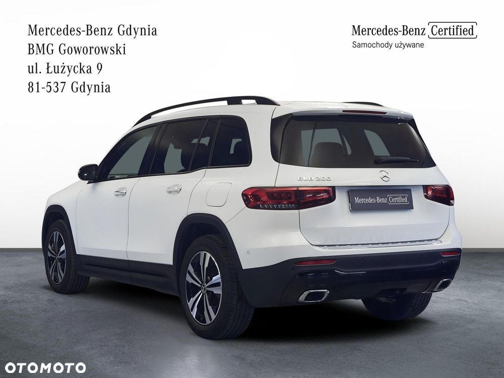Mercedes-Benz GLB - 4