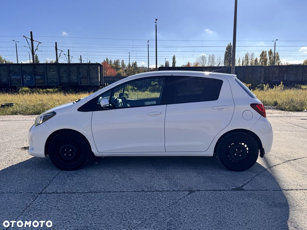 Toyota Yaris - 2