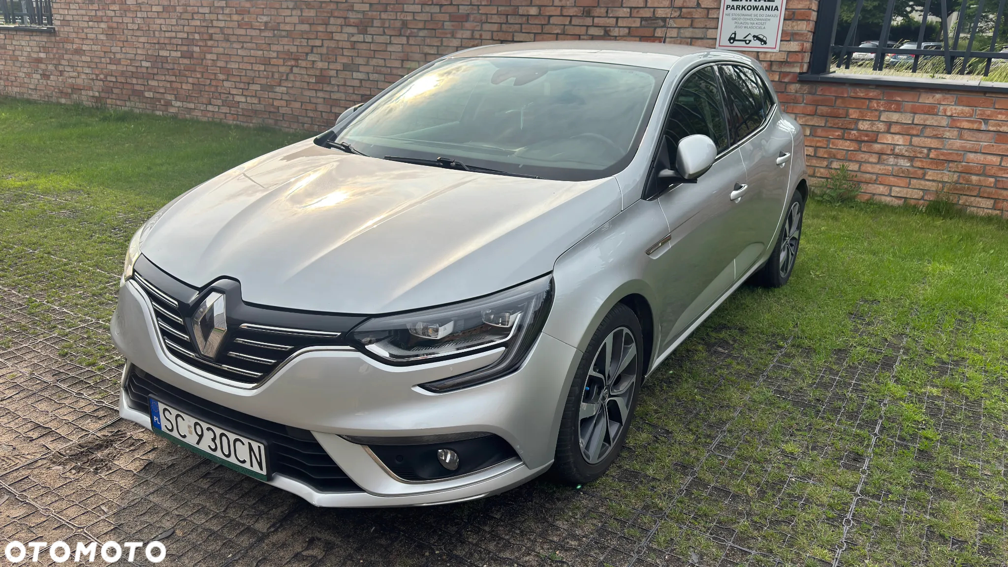 Renault Megane 1.6 dCi GT EDC - 22