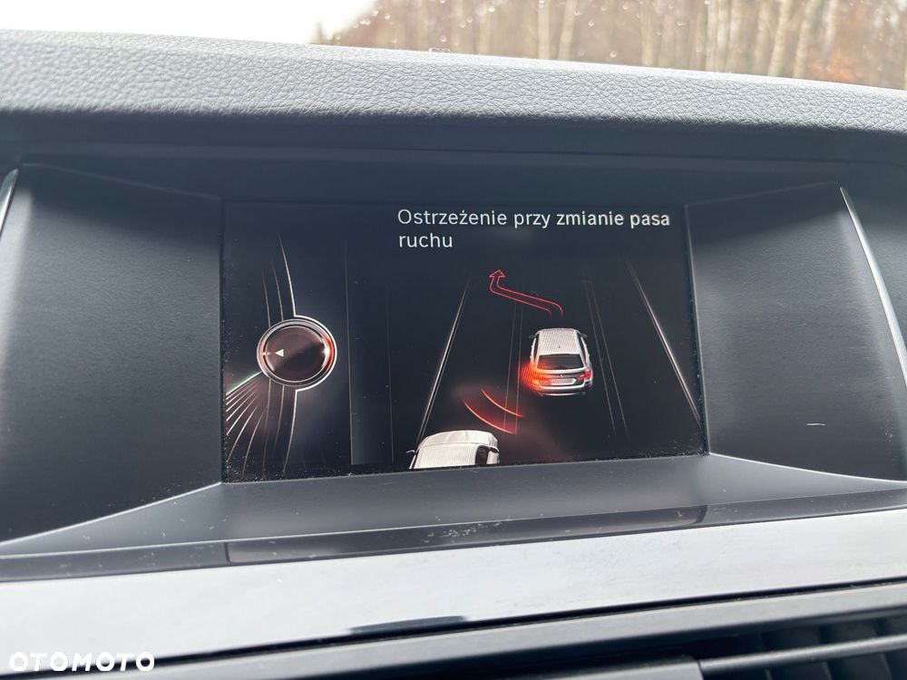 BMW Seria 5 520d - 26