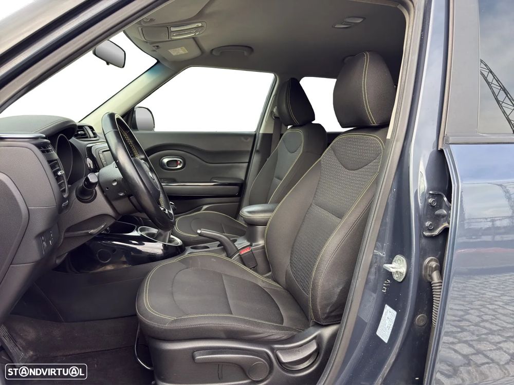 Kia Soul 1.6 CRDi TX - 11
