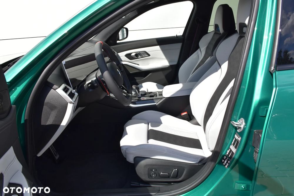 BMW M3 Competition M xDrive - 14