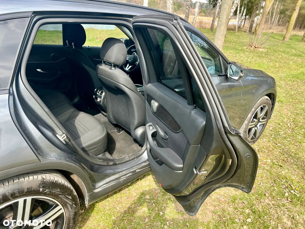 Mercedes-Benz GLC 220 d 4Matic 9G-TRONIC - 16