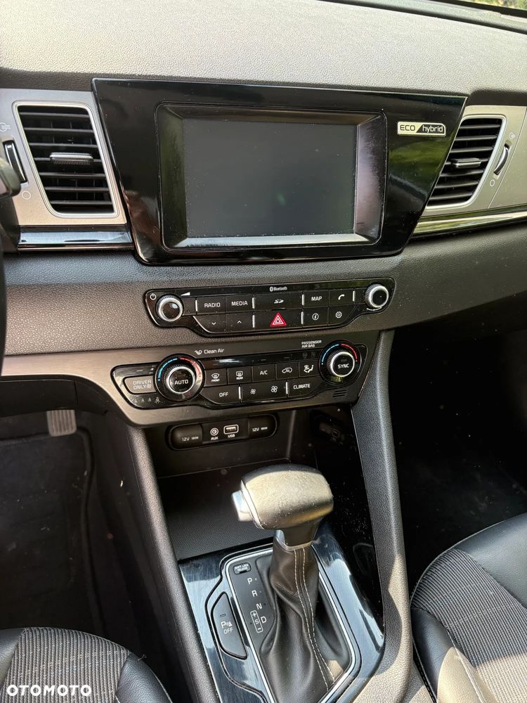 Kia Niro 1.6 GDI Hybrid L - 5