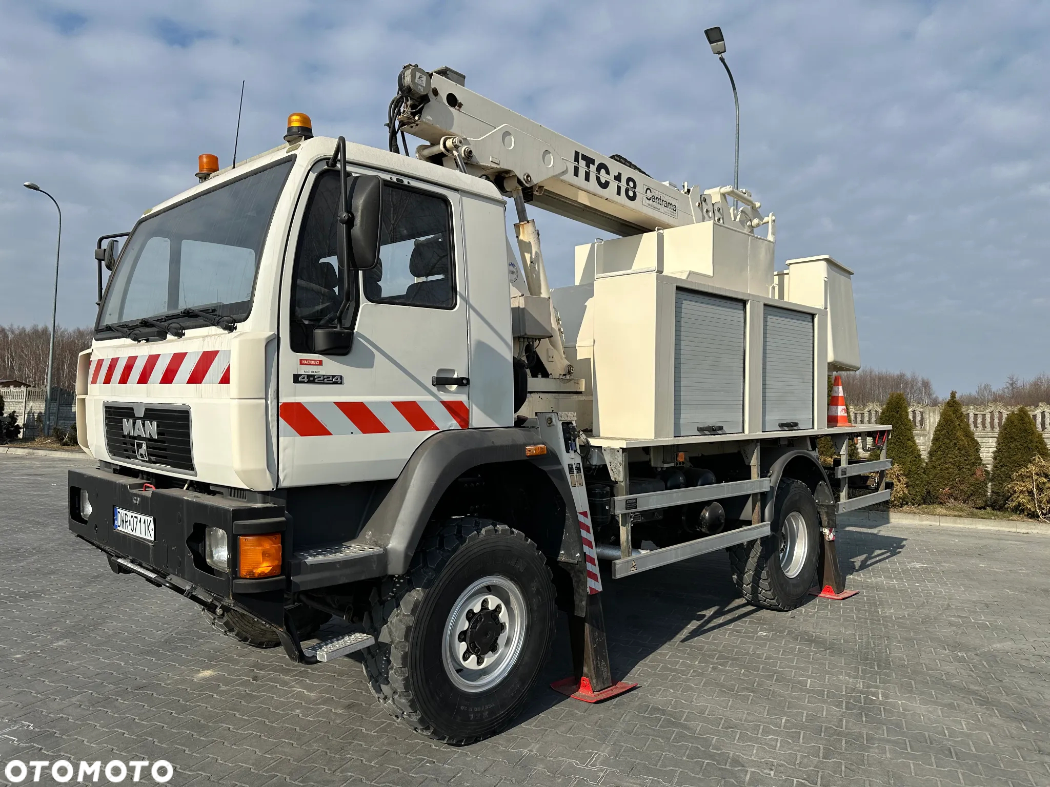 MAN - 8
