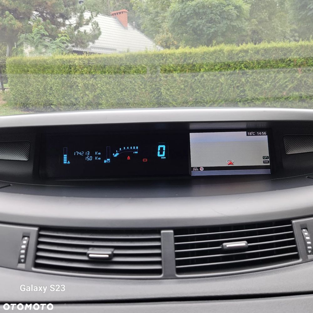 Renault Espace 2.0 Privilege - 34