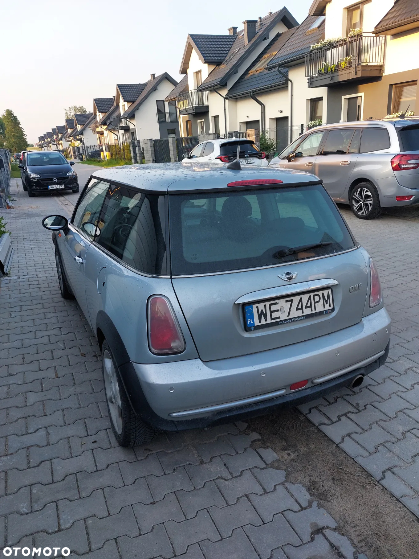 MINI ONE Standard - 4