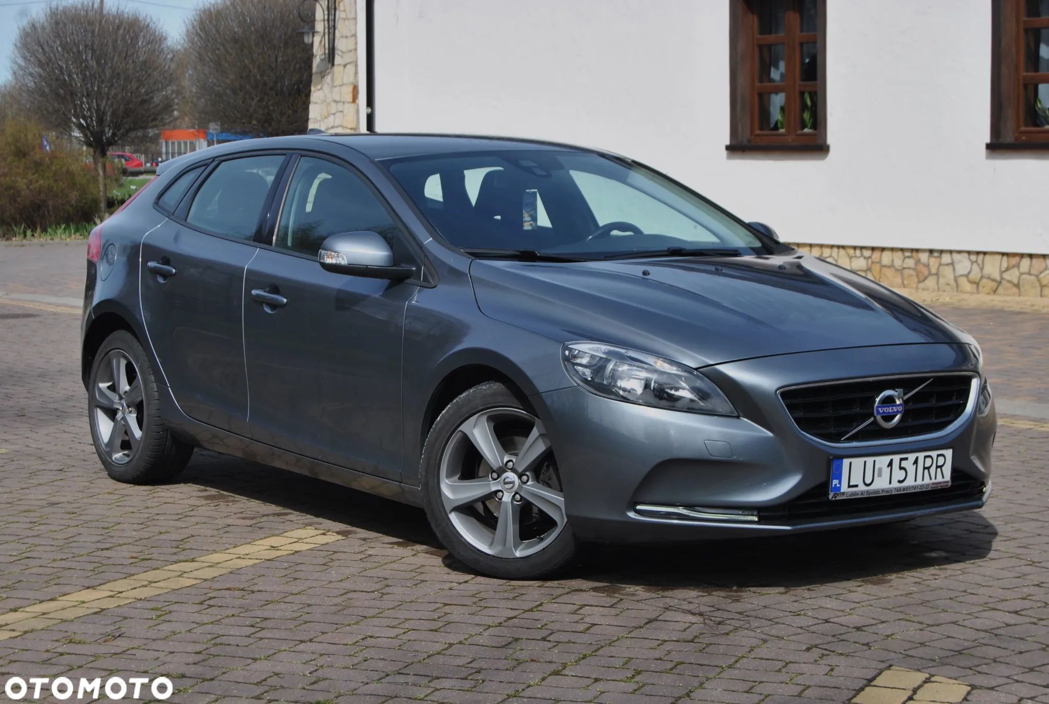 Volvo V40 D2 Summum - 1
