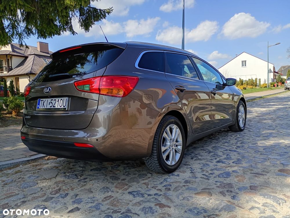 Kia Ceed 1.6 GDI Vision - 14