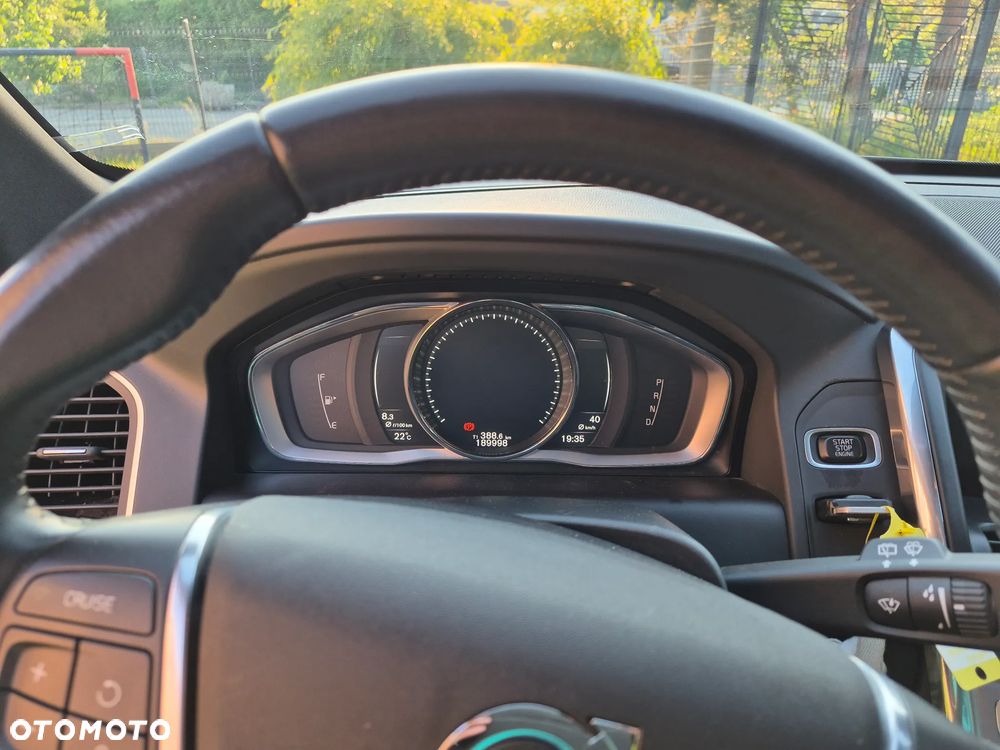 Volvo XC 60 D3 Geartronic Summum - 9