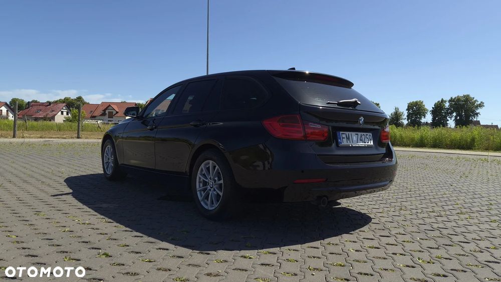 BMW Seria 3 318d - 14