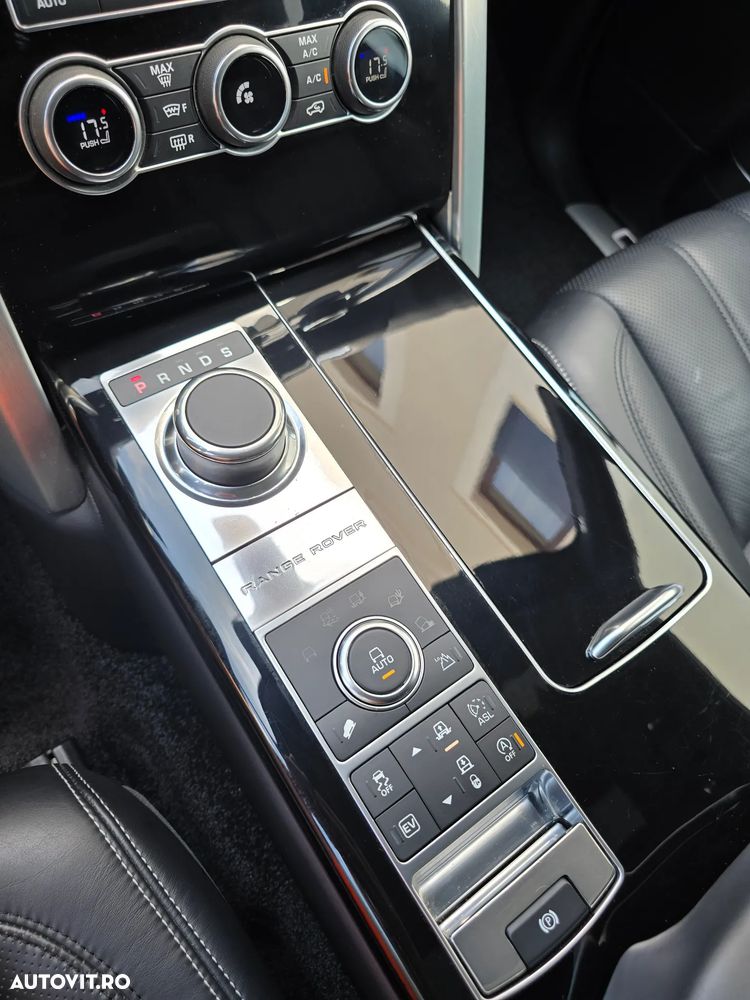 Land Rover Range Rover Vogue - 25