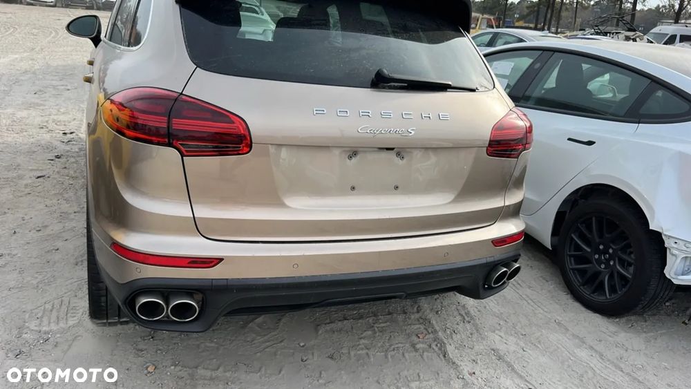 Porsche Cayenne S Tiptronic S - 2