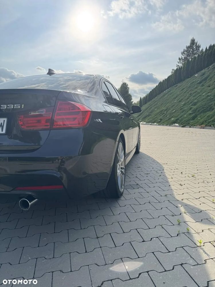 BMW Seria 3 335i - 4