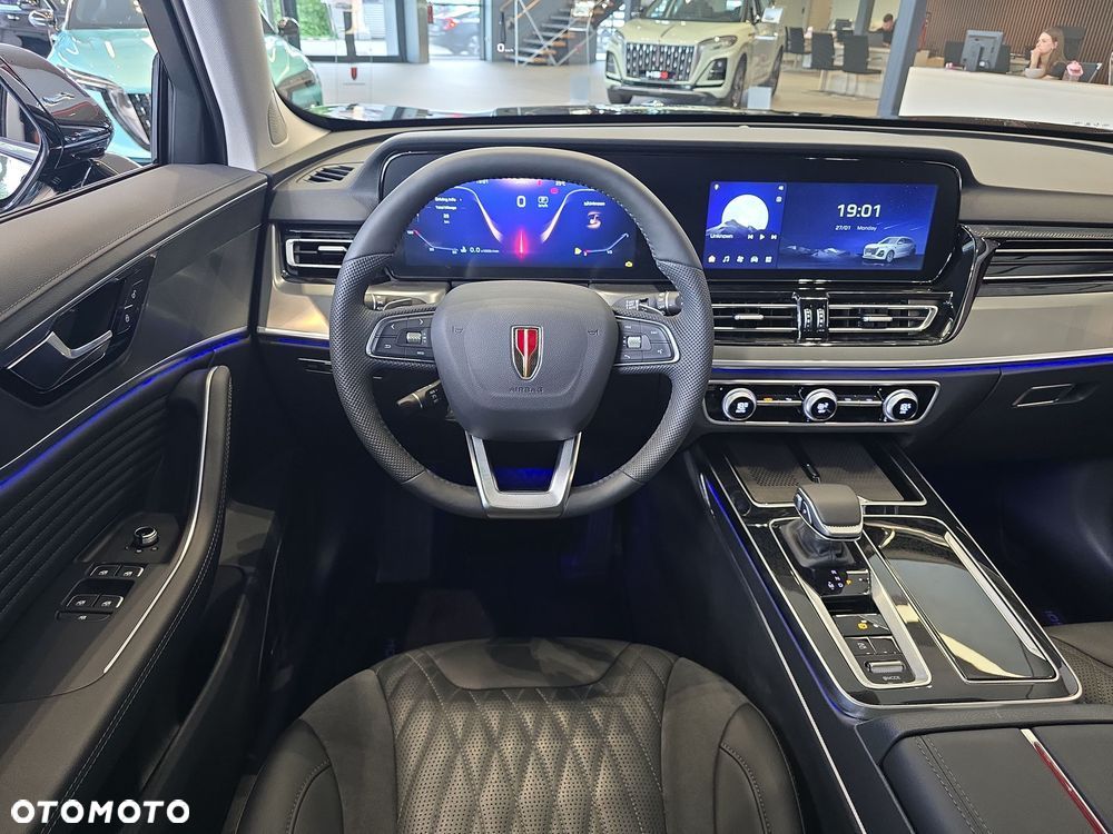Hongqi HS5 2.0T Executive AWD - 22