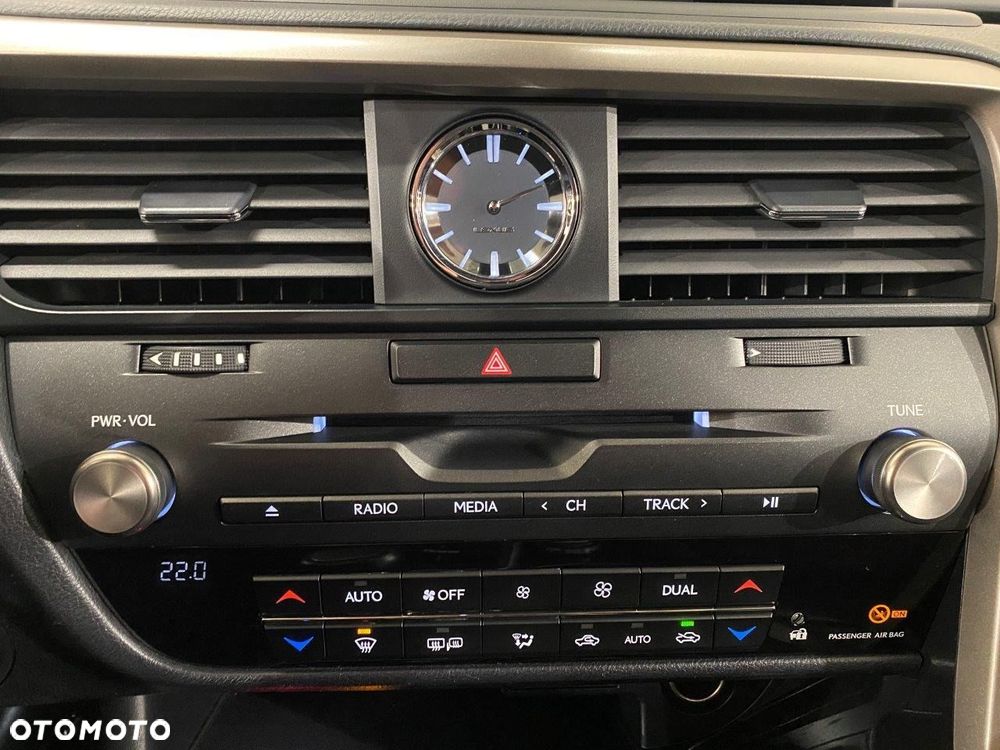 Lexus RX - 17