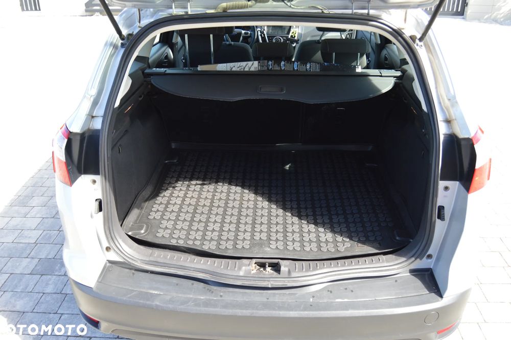 Ford Focus - 13