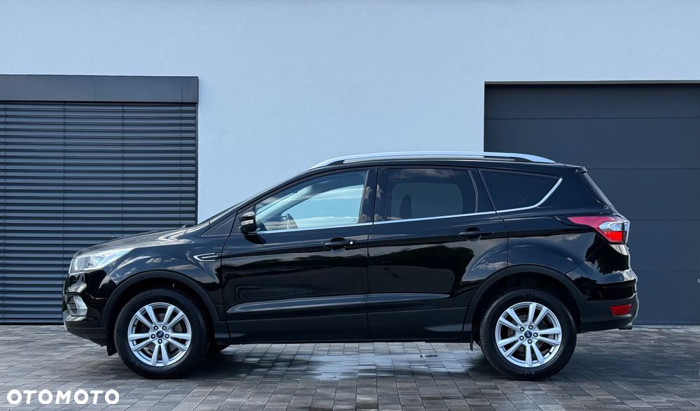 Ford Kuga 1.5 EcoBoost 2x4 Trend - 4