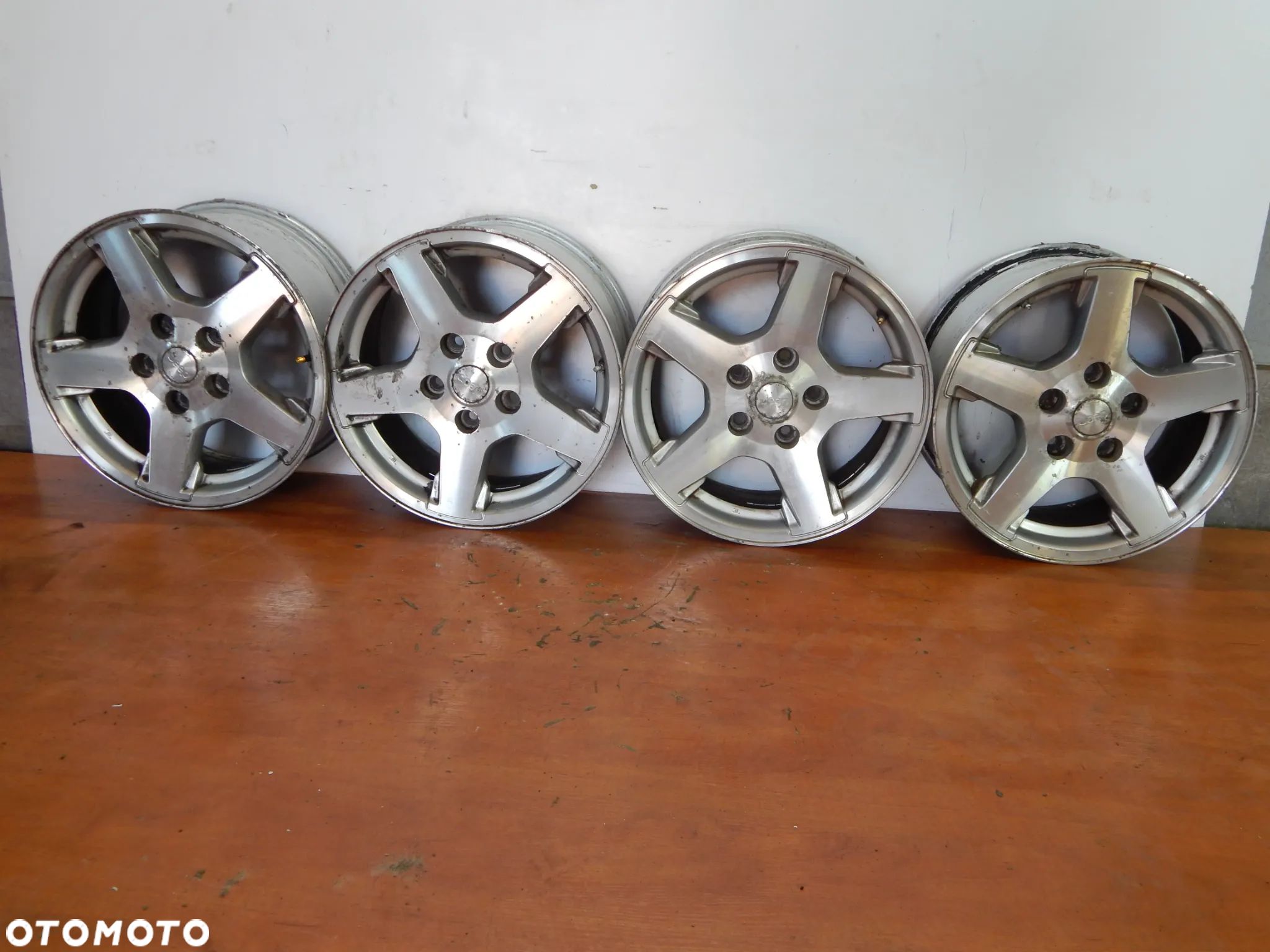 Felga felgi alusy R17 Jeep Grand Cherokee liberty pacyfica 05-10 Łuków części - 1