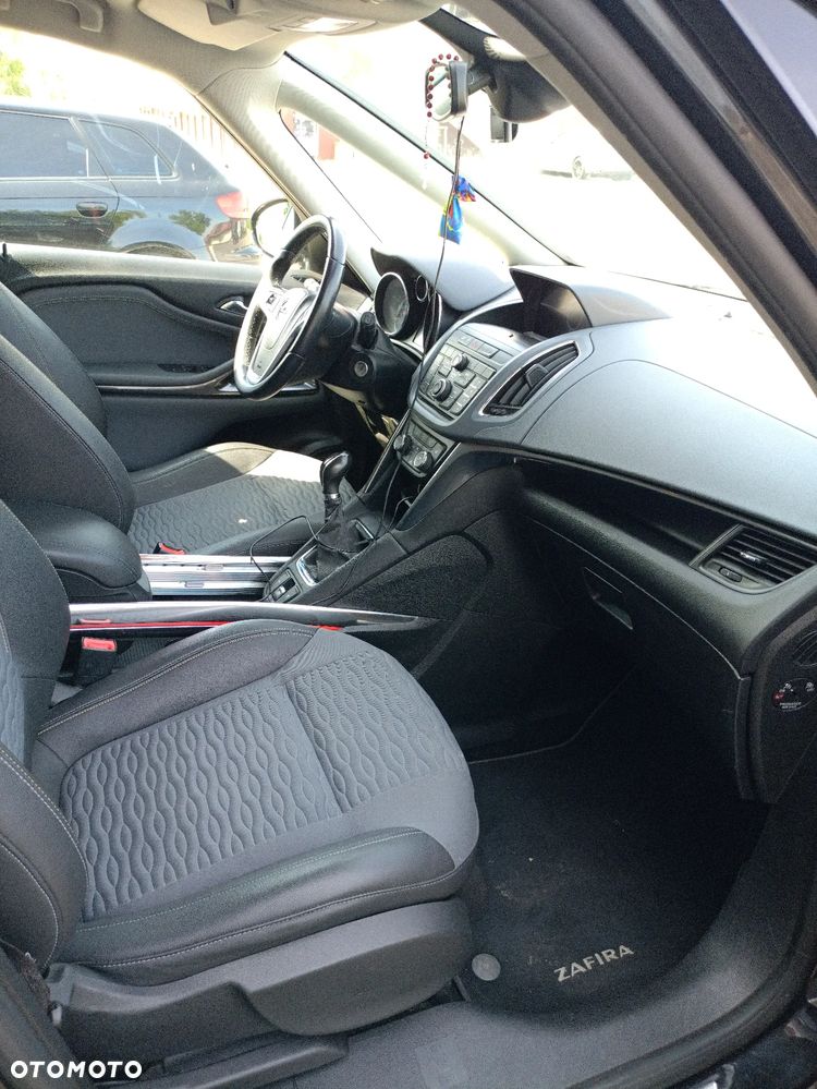 Opel Zafira - 7