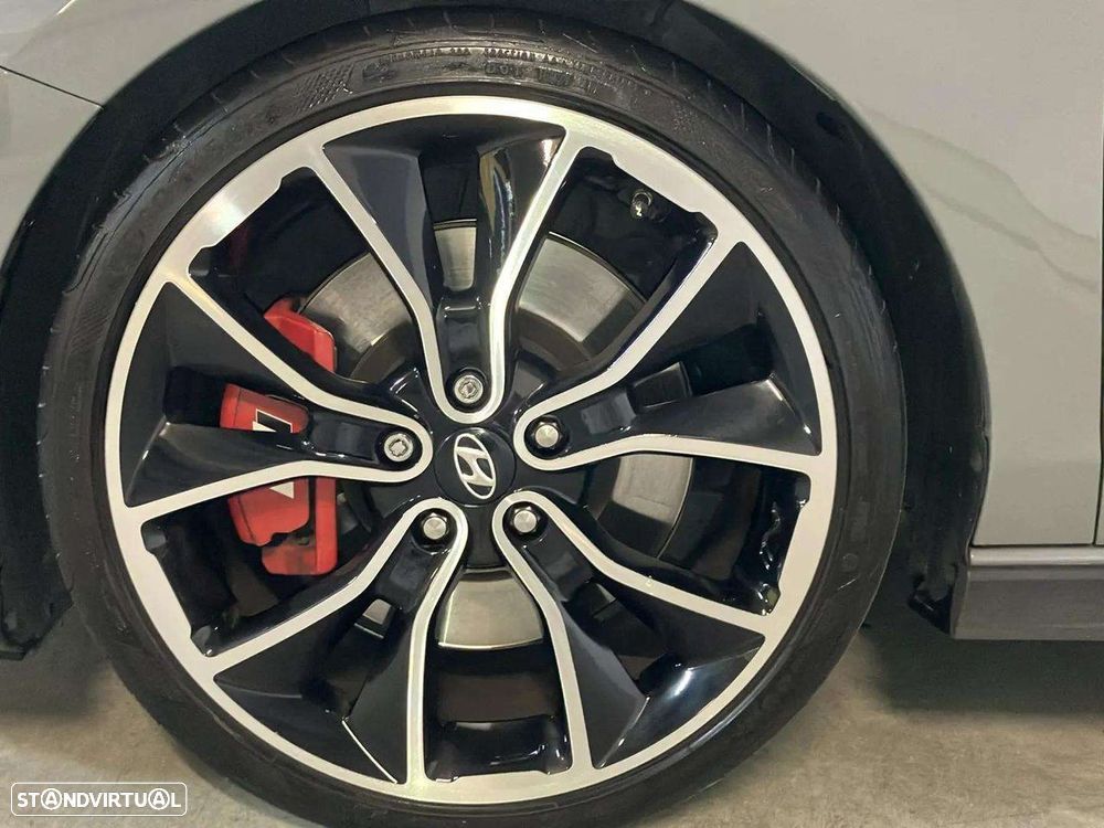 Hyundai i30 Fastback - 19