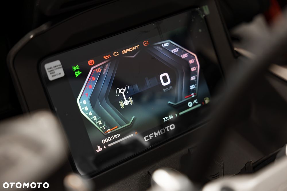 CFMoto CForce - 17