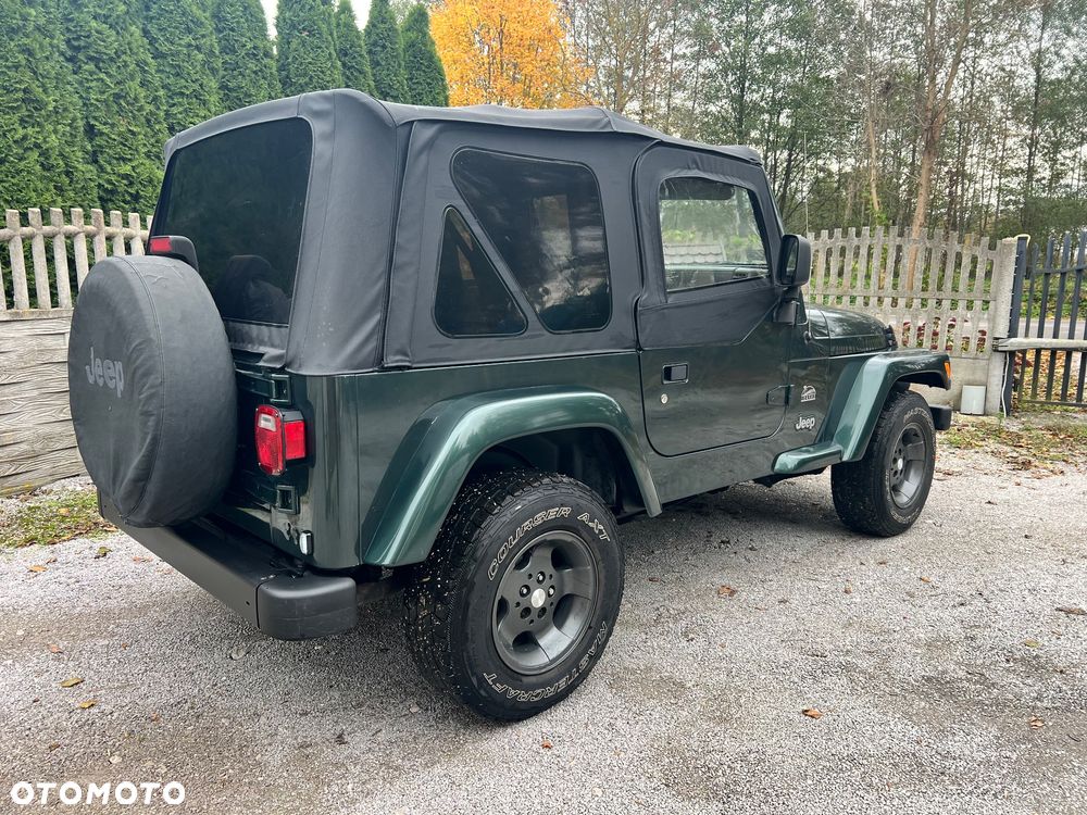 Jeep Wrangler 4.0 Automatik Sahara - 3