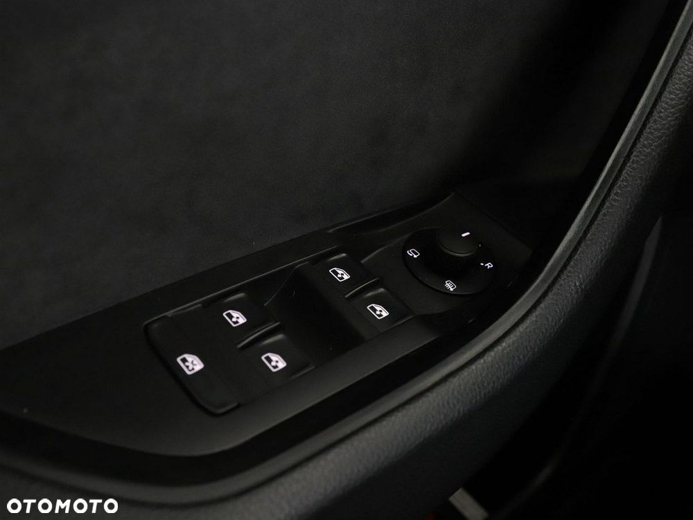 Skoda Superb 2.0 TSI 4x4 DSG Sportline - 39