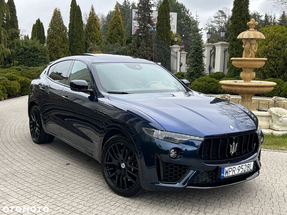 Maserati Levante - 11