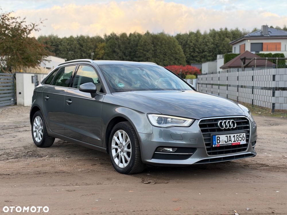 Audi A3 Sportback 1.4 TFSI S tronic Ambition - 4