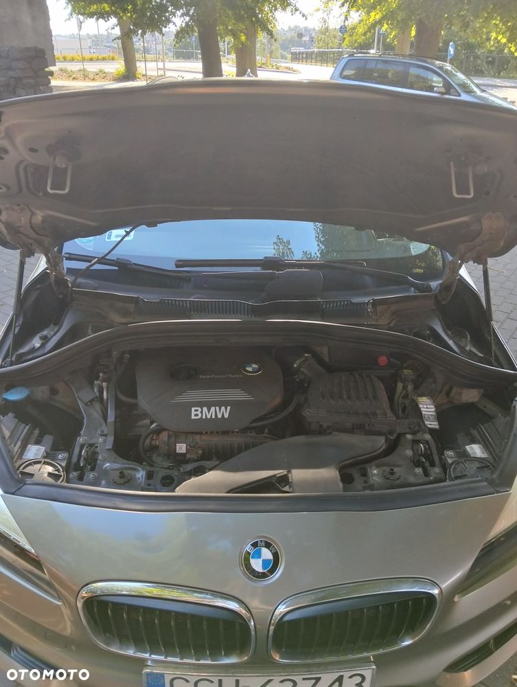BMW Seria 2 218i - 10