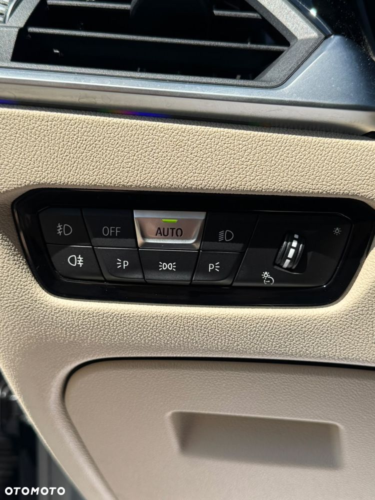 BMW Seria 3 320i GPF Sport Line - 21