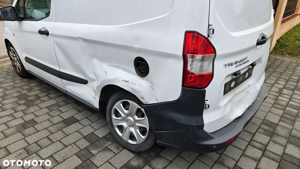 Ford Transit Courier - 7