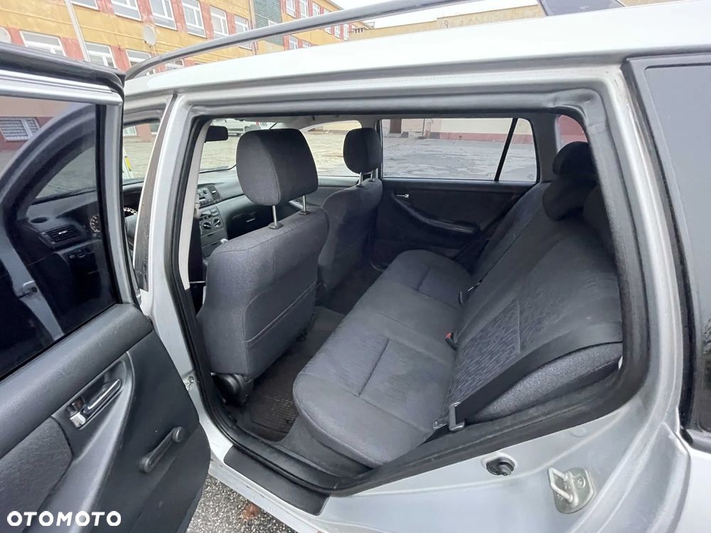 Toyota Corolla 1.4 VVT-i Terra Polaris - 8