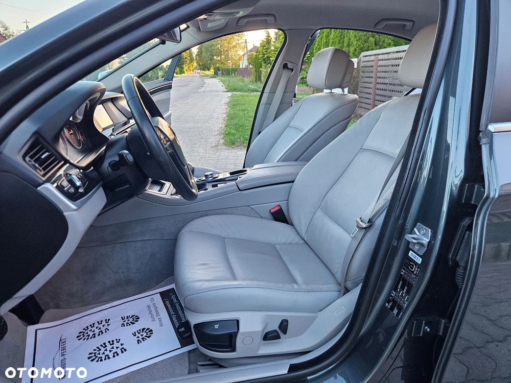 BMW Seria 5 520d Special Edition - 19