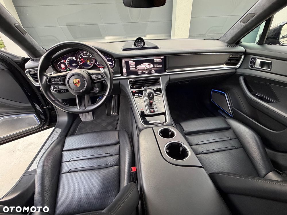 Porsche Panamera Turbo S - 9