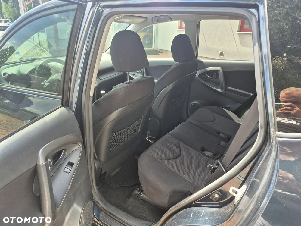 Toyota RAV4 2.0 Comfort 4x4 - 11