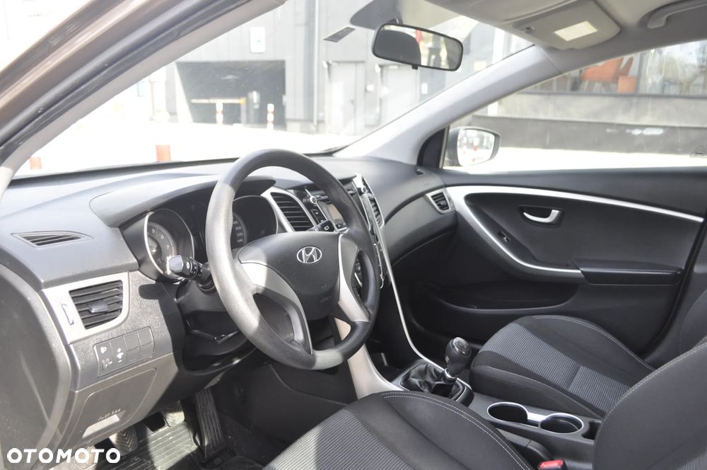 Hyundai i30 1.4 Classic - 12