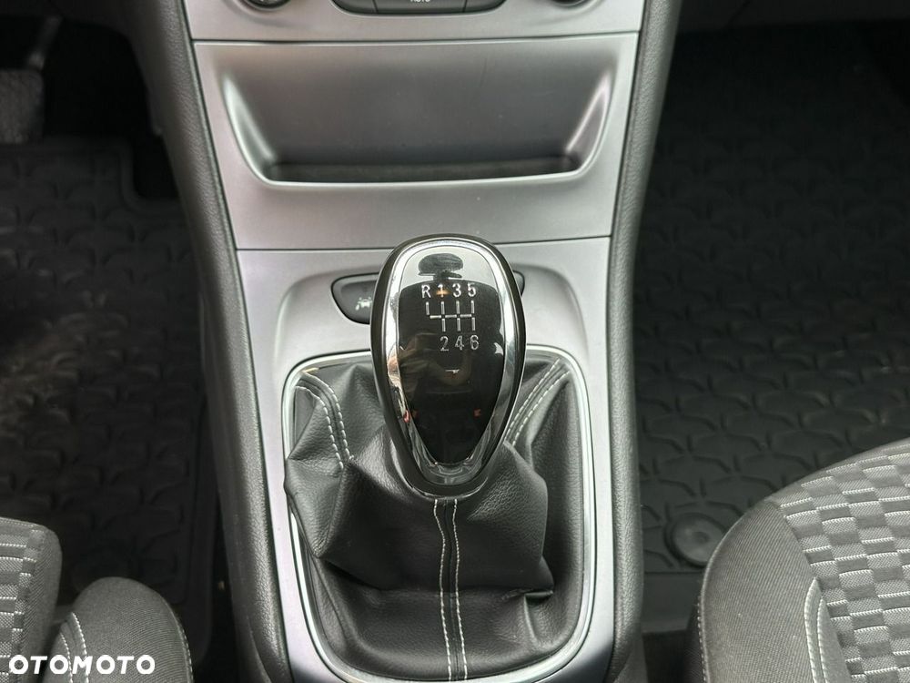 Opel Astra - 24