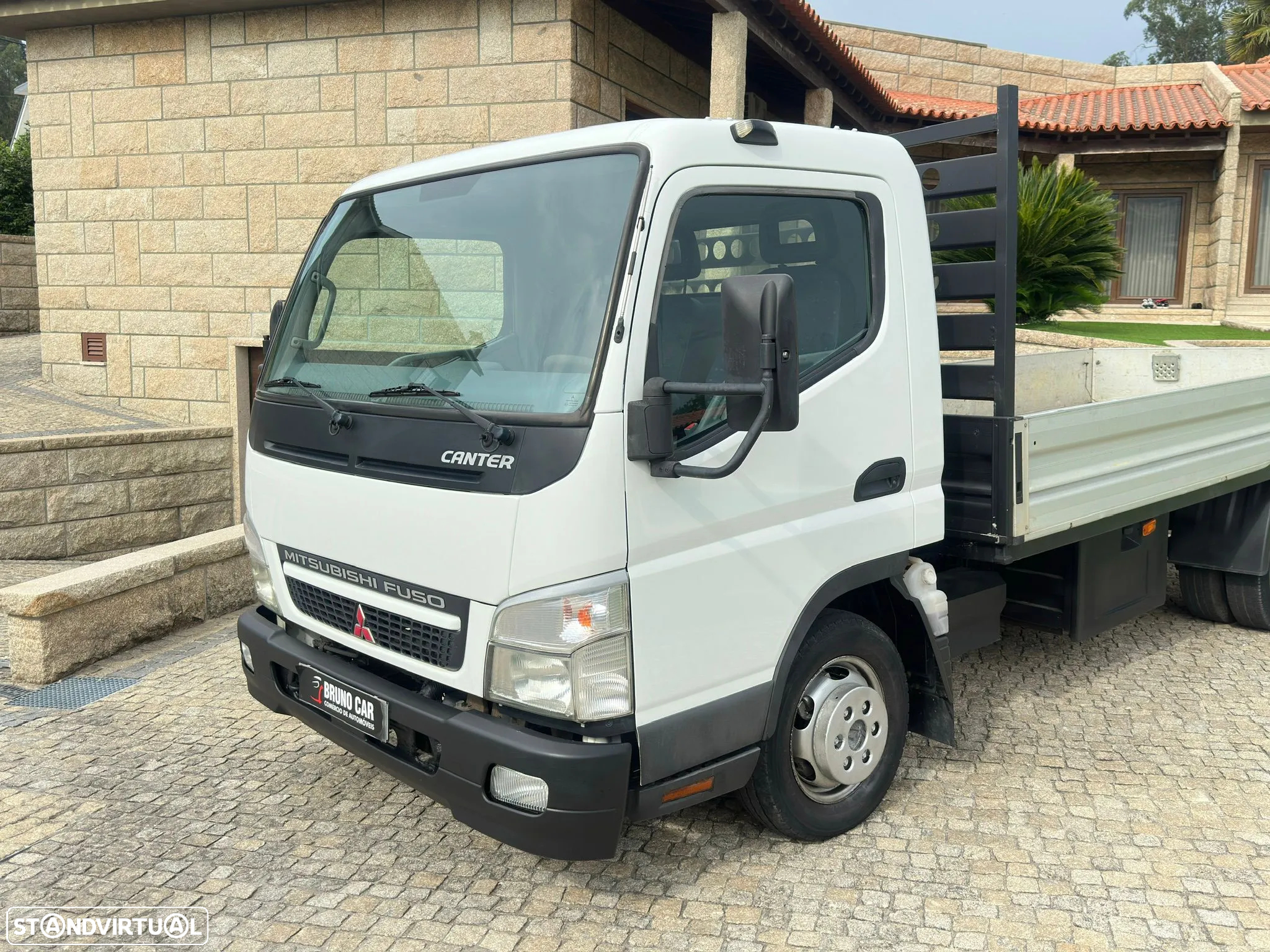 Mitsubishi canter - 2