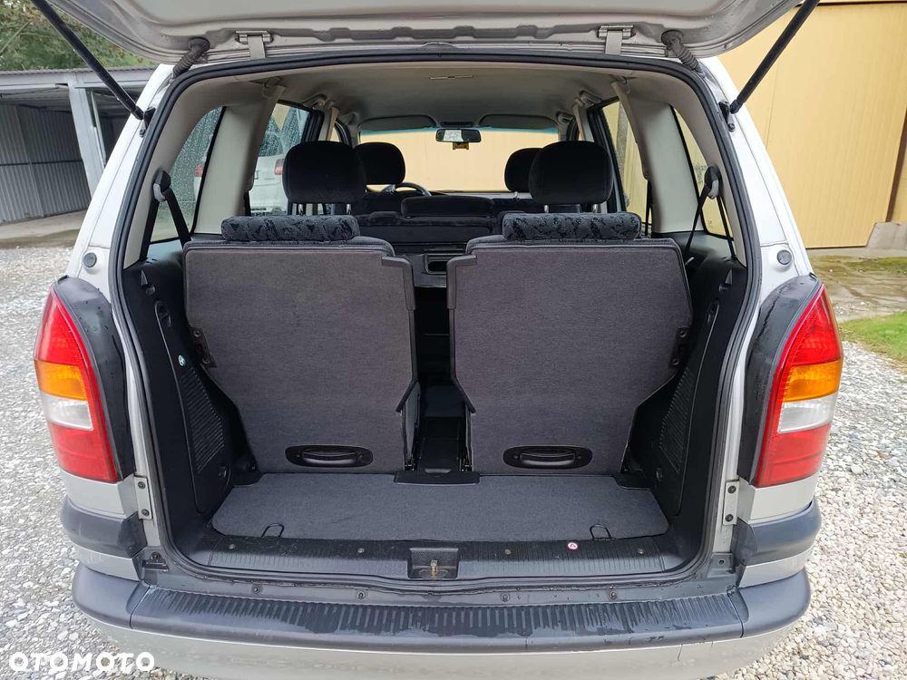 Opel Zafira 2.0 DTI Comfort - 9