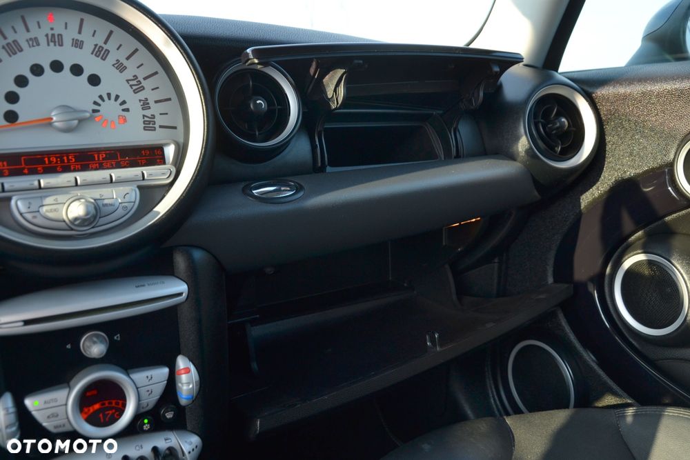 MINI Clubman One - 19