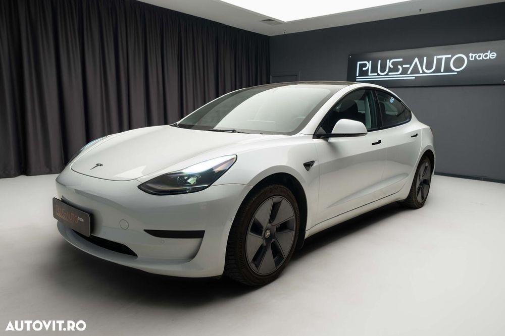 Tesla Model 3 RWD - 3
