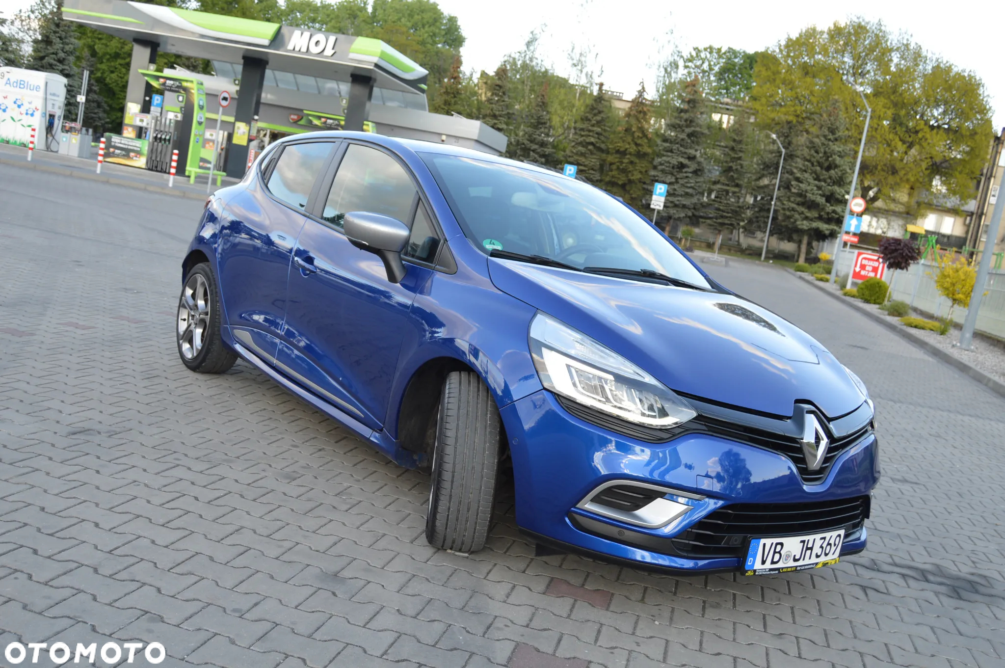 Renault Clio ENERGY TCe 120 Bose Edition - 24